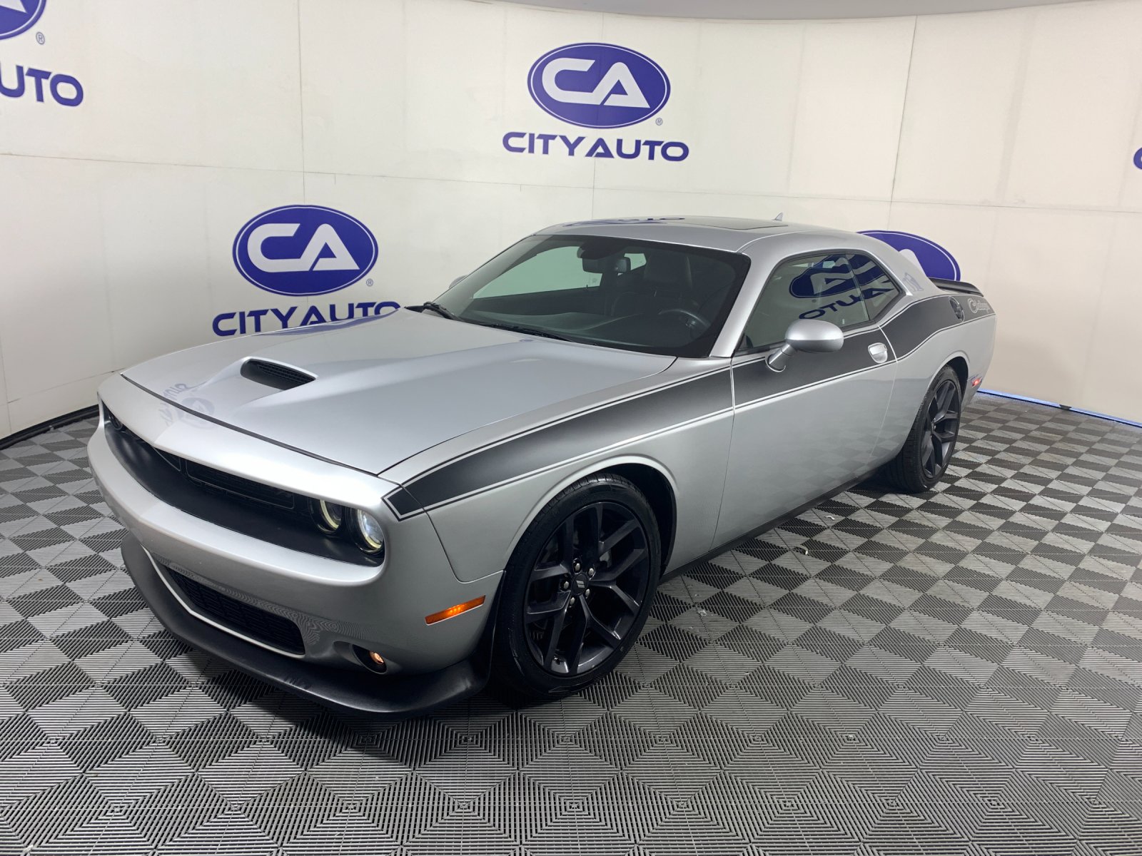 Used 2022 Dodge Challenger Coupe