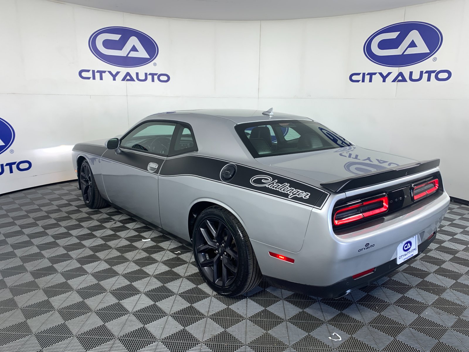 Used 2022 Dodge Challenger Coupe