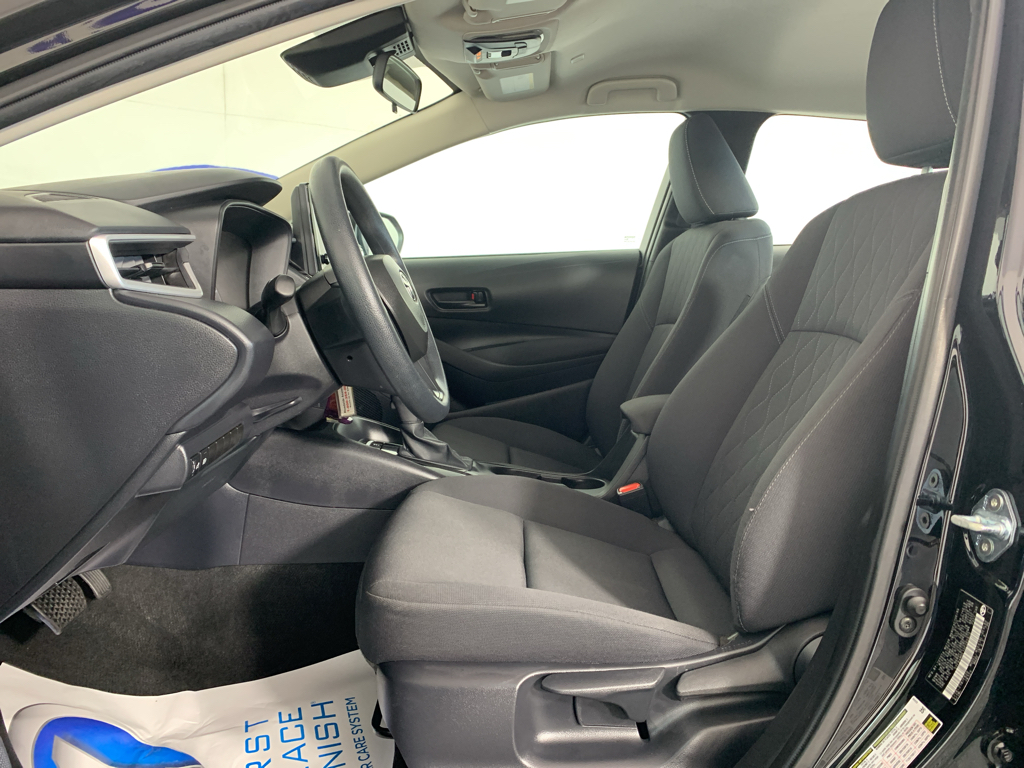 Vehicle photo 15