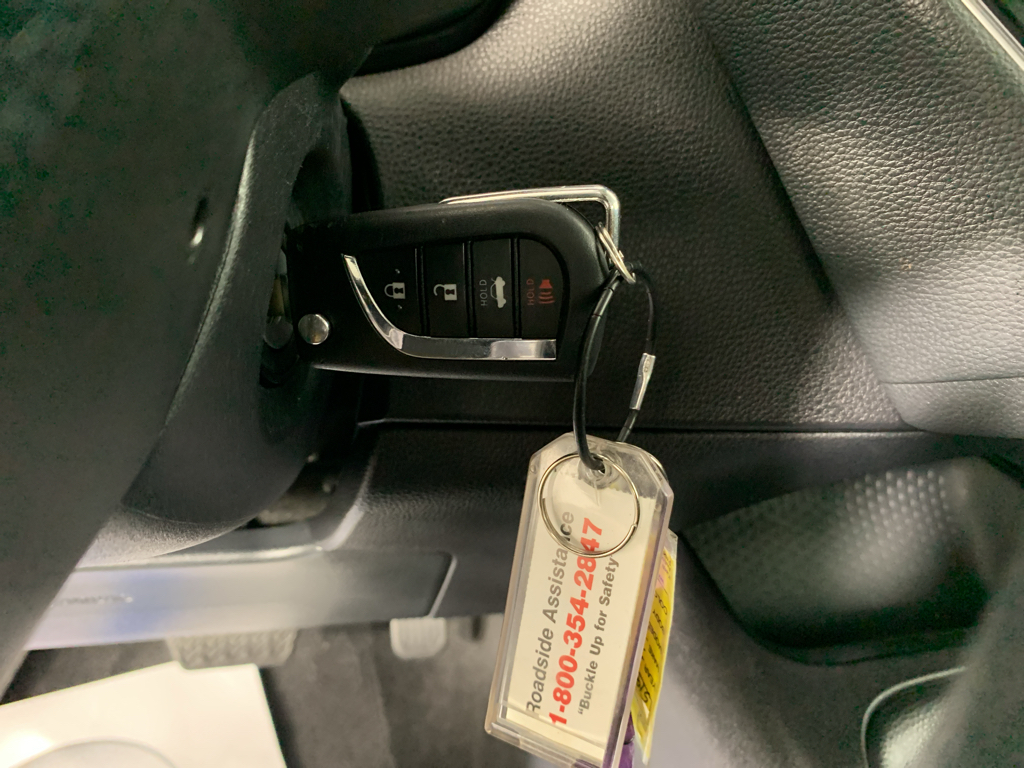 Vehicle photo 17