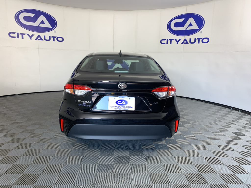Vehicle photo 4