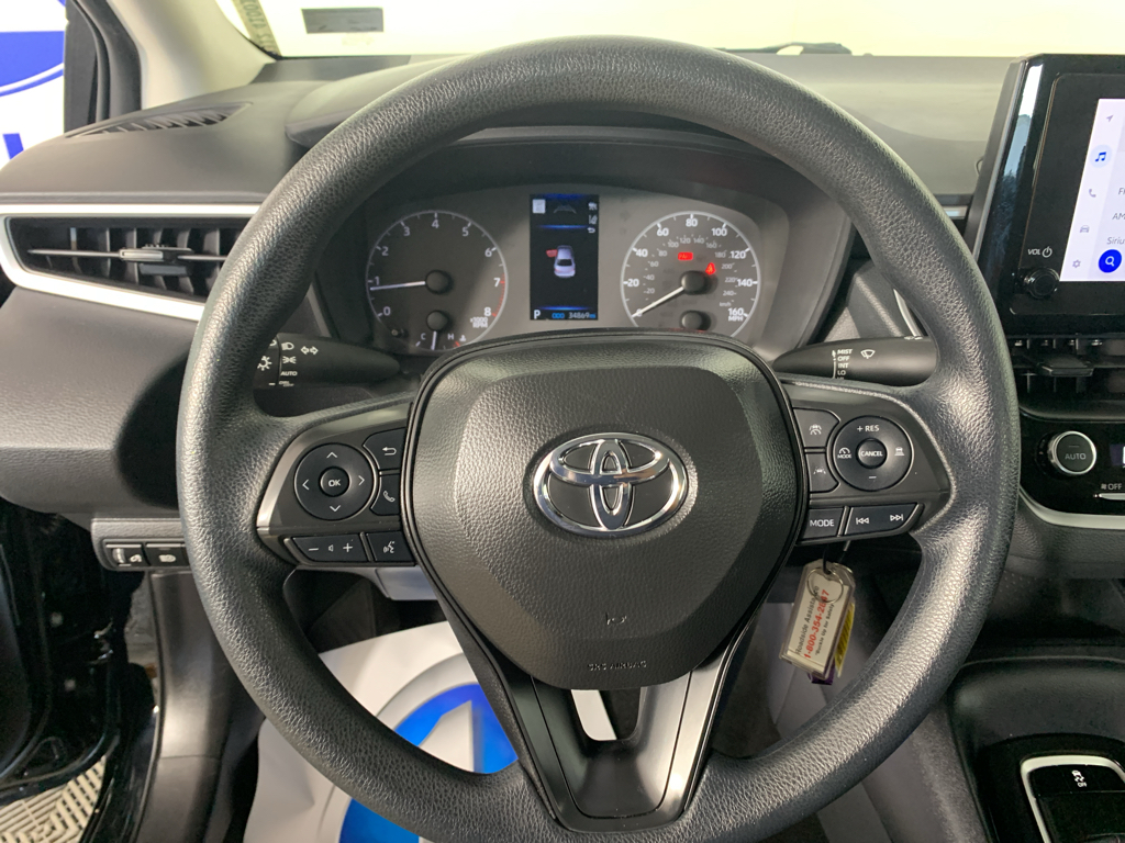Vehicle photo 21