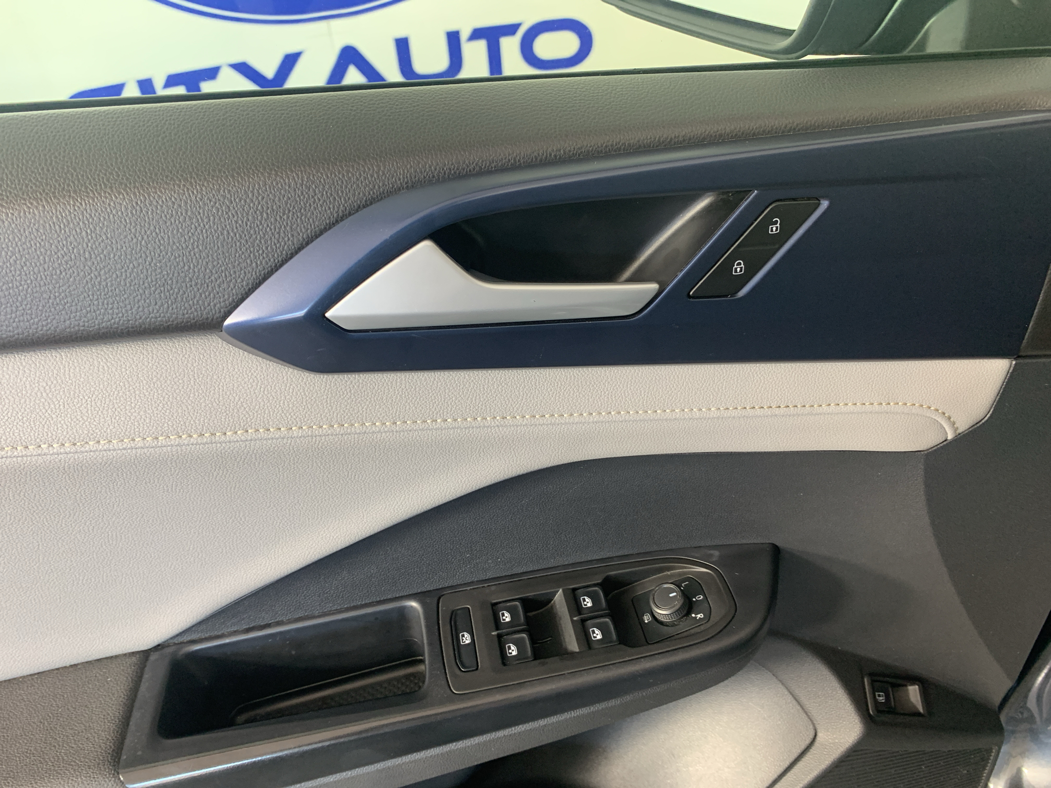 Used 2024 Volkswagen Taos SUV