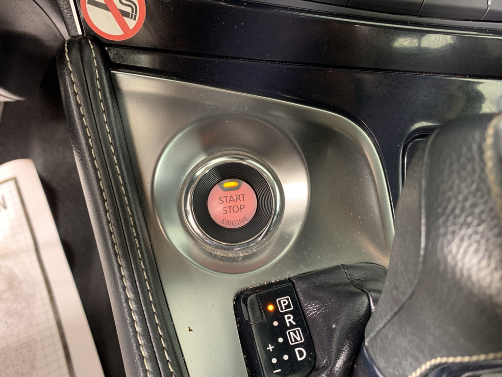 Vehicle photo 16