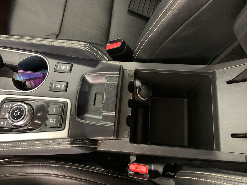 Vehicle photo 27