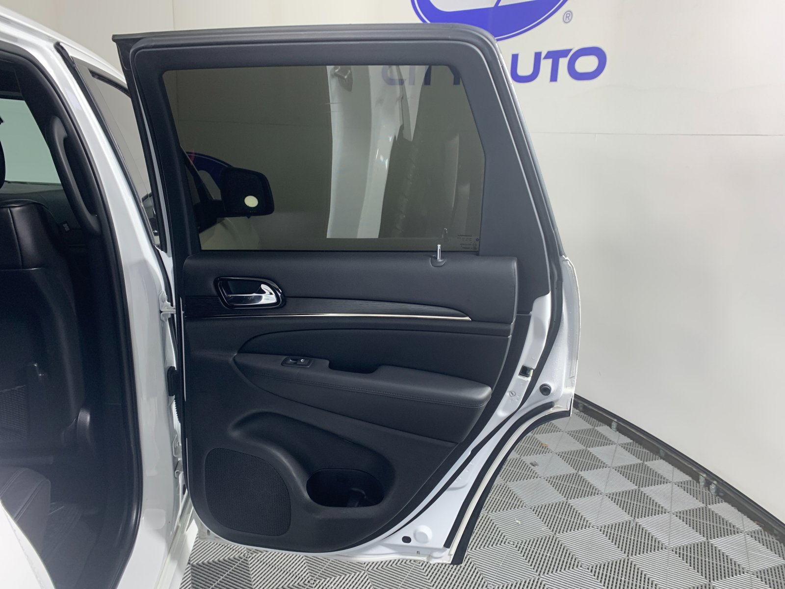 Used 2020 Jeep Grand Cherokee SUV