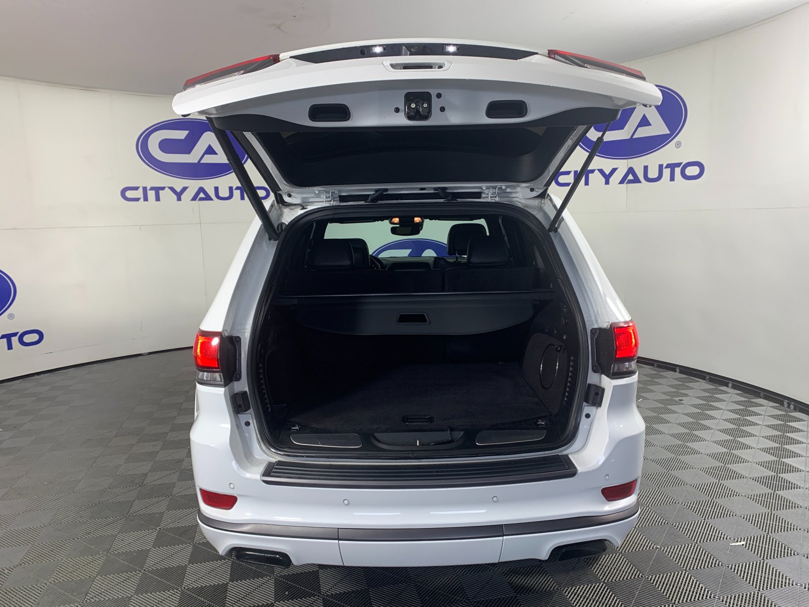 Used 2020 Jeep Grand Cherokee SUV