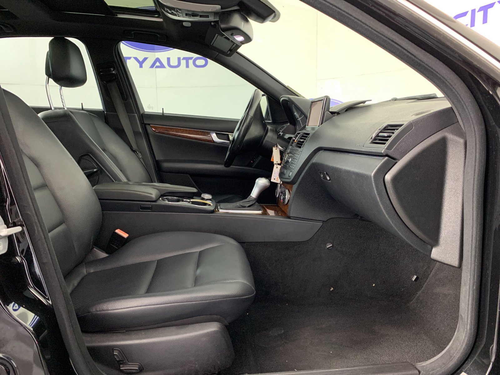Used 2009 Mercedes-benz C-Class Sedan