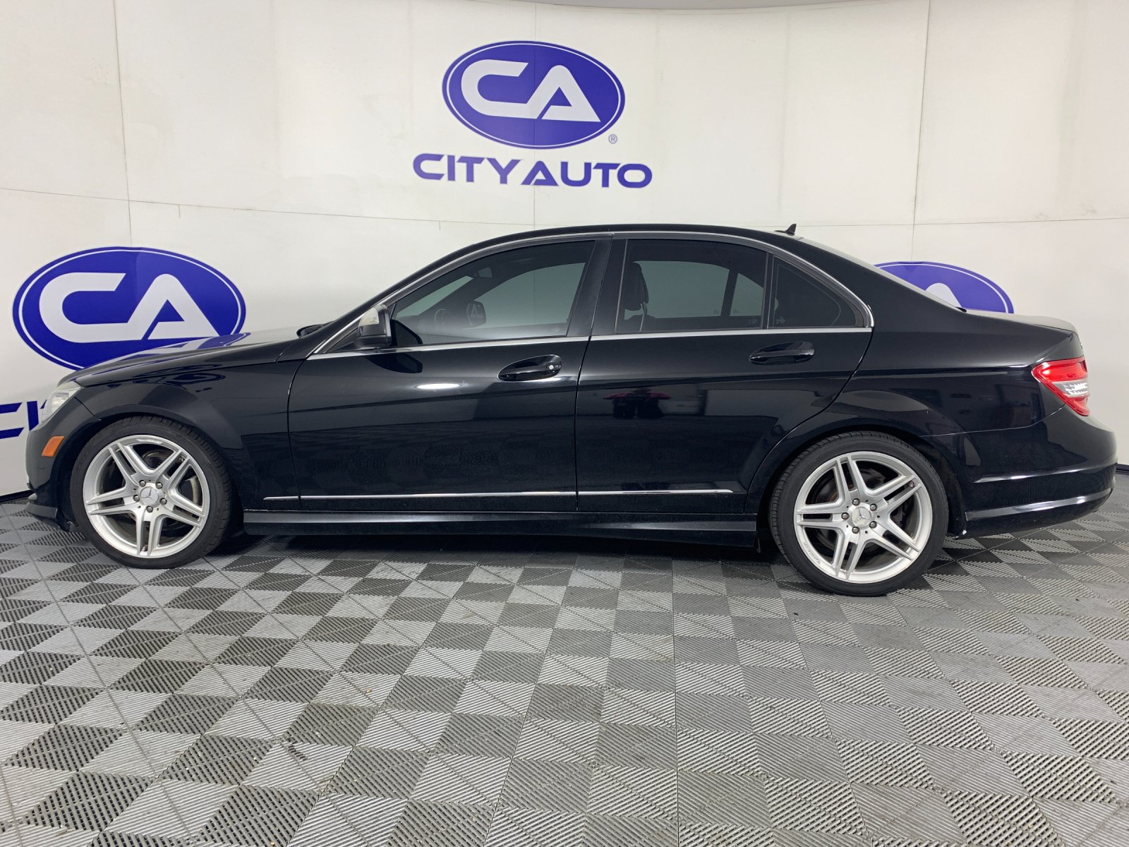 Used 2009 Mercedes-benz C-Class Sedan