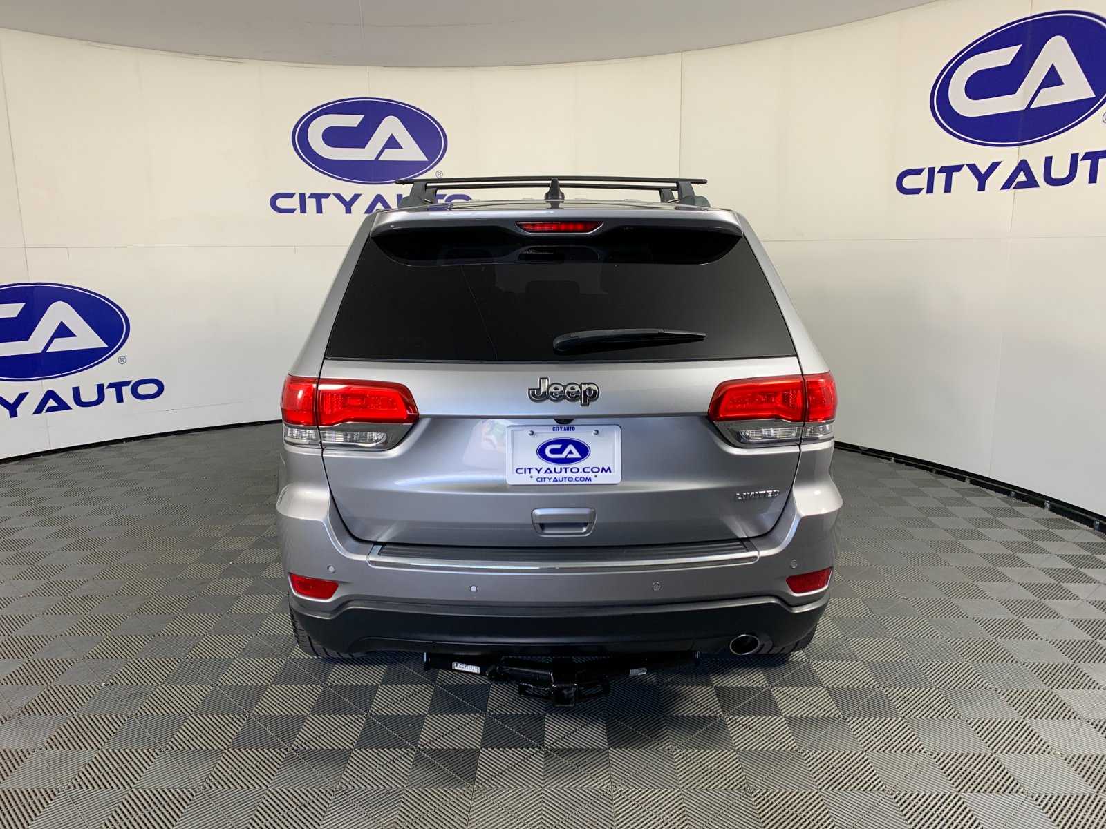 Used 2018 Jeep Grand Cherokee SUV