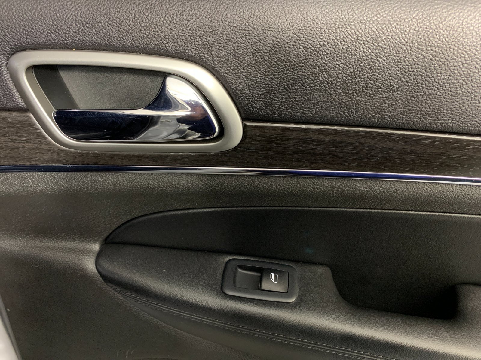 Used 2018 Jeep Grand Cherokee SUV