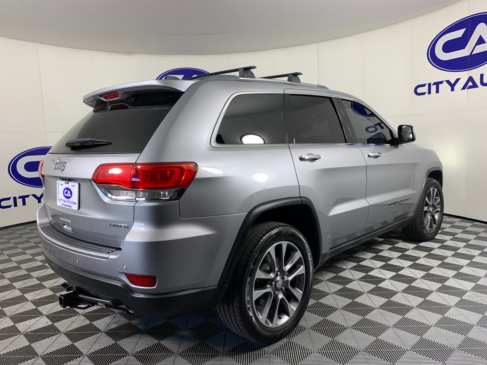 Used 2018 Jeep Grand Cherokee SUV