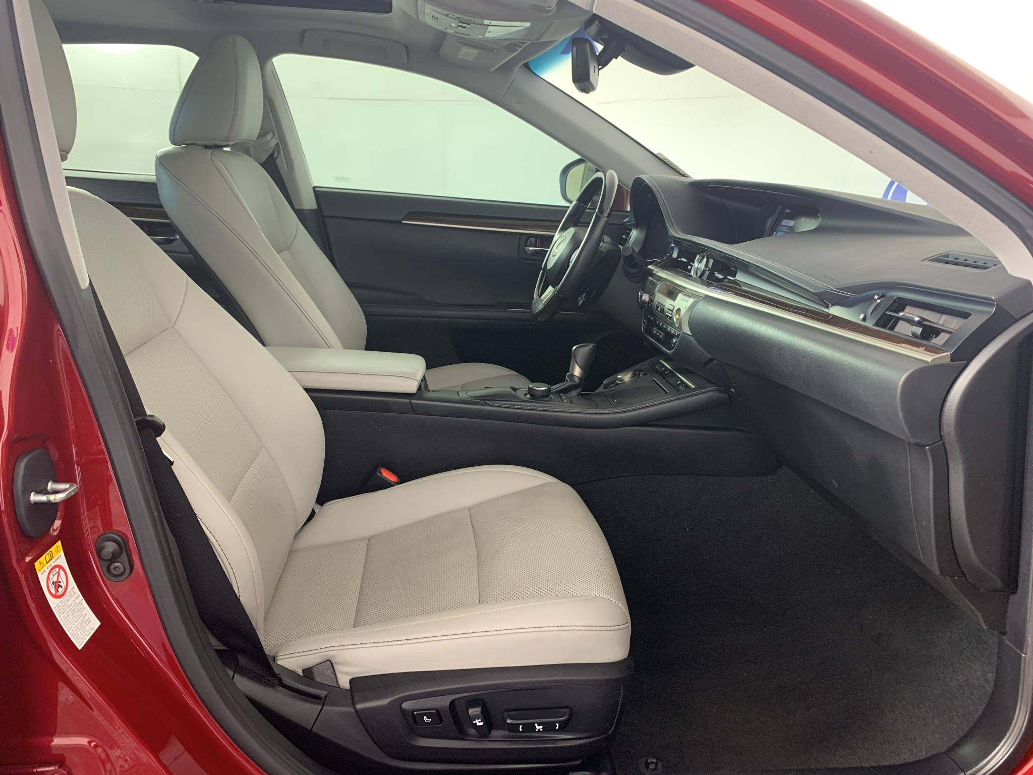 Used 2018 Lexus ES 350 Sedan