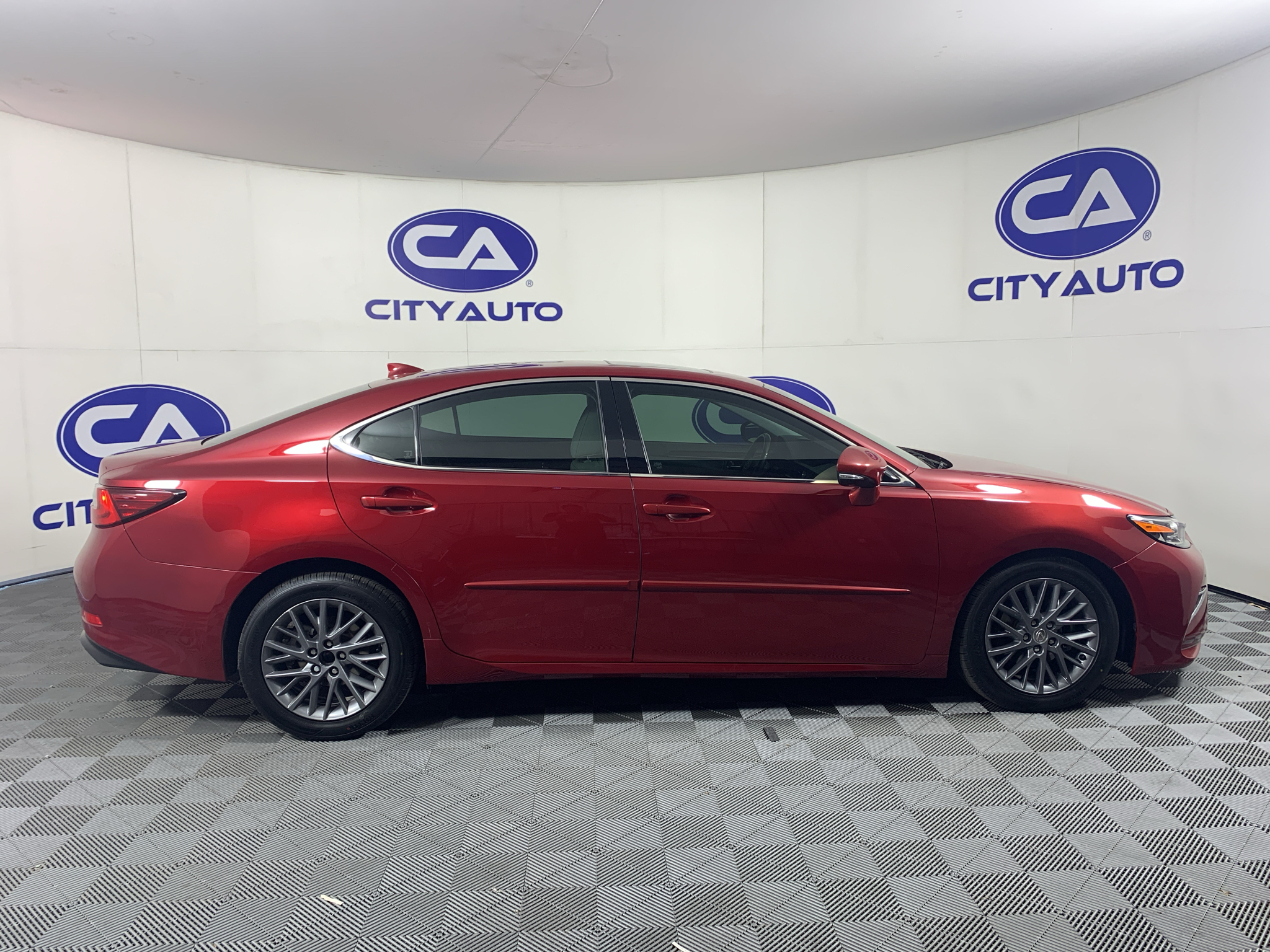 Used 2018 Lexus ES 350 Sedan