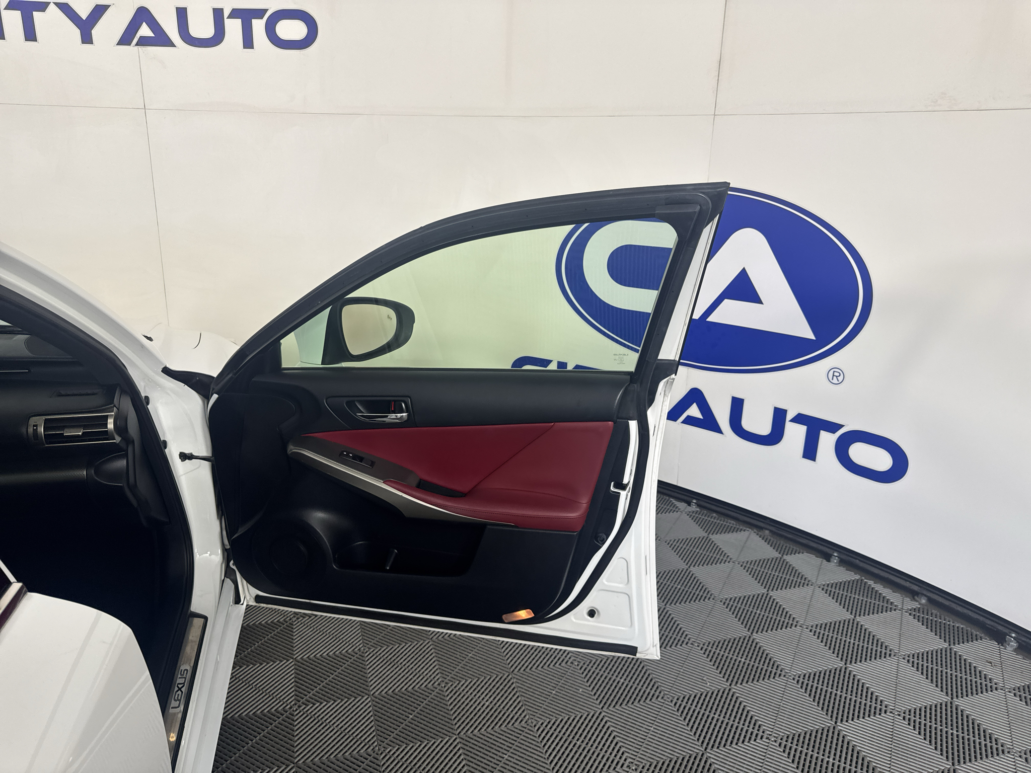 Used 2014 Lexus IS 250 Sedan