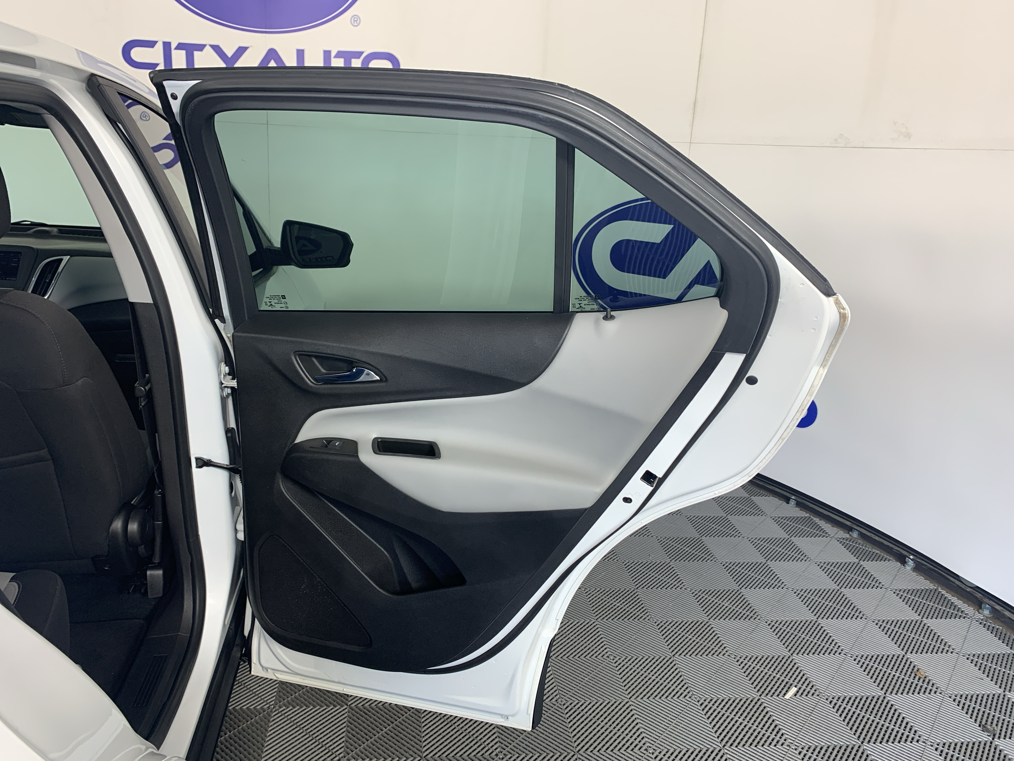 Used 2020 Chevrolet Equinox SUV