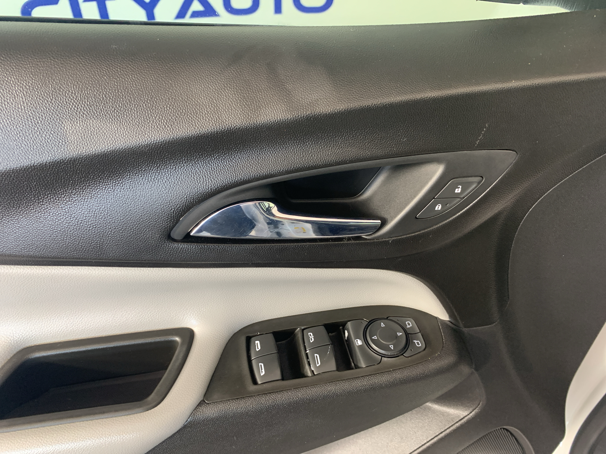 Used 2020 Chevrolet Equinox SUV