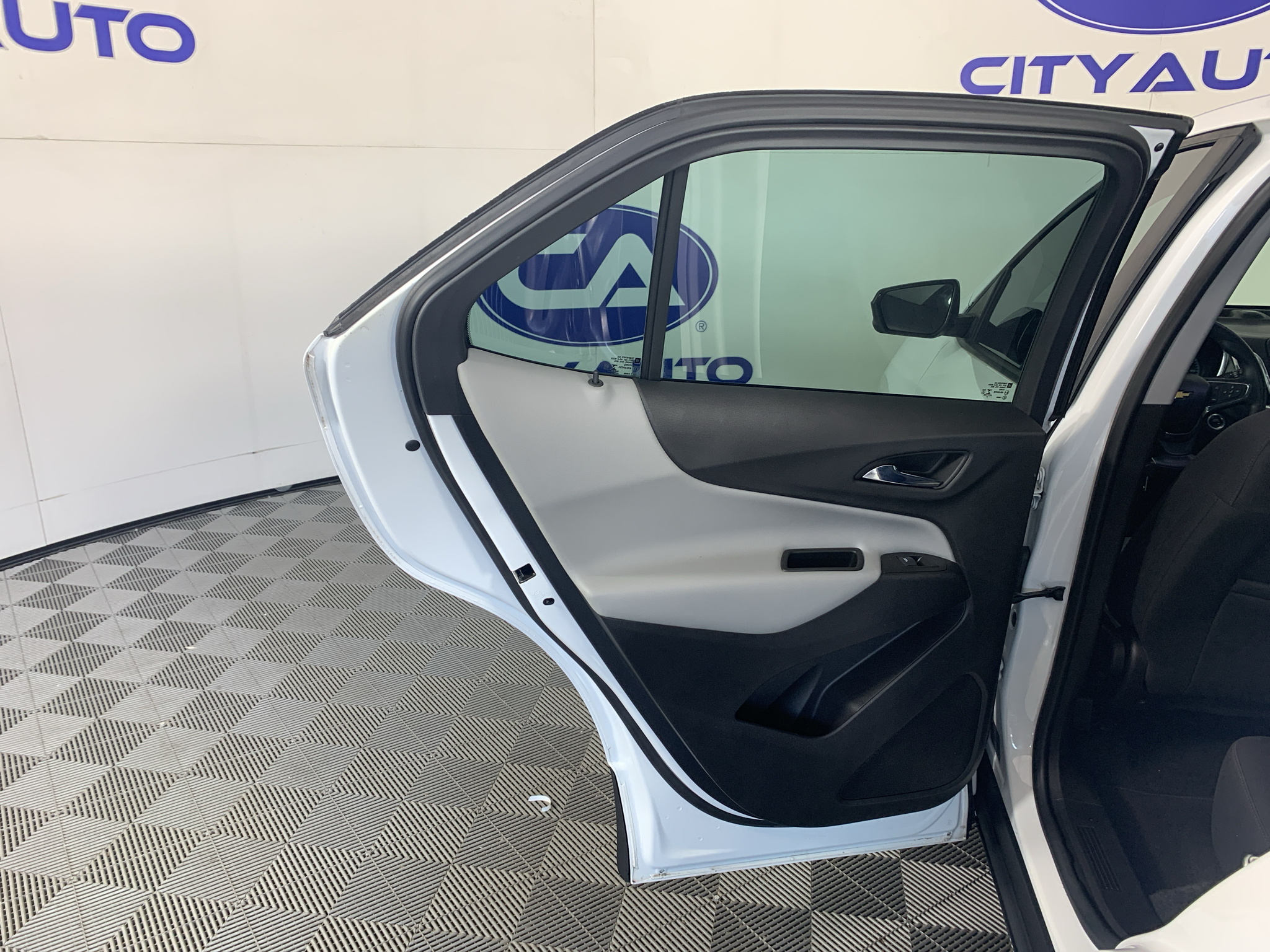 Used 2020 Chevrolet Equinox SUV