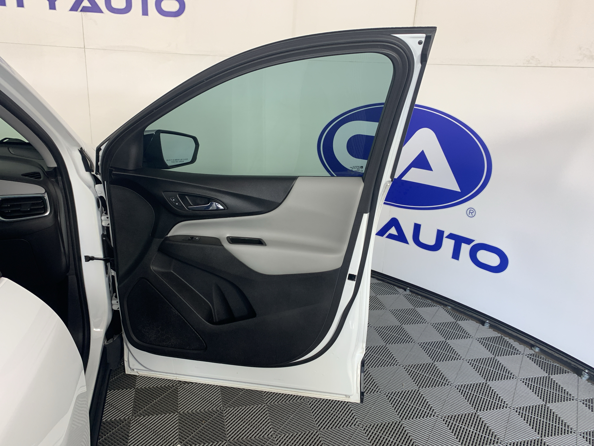 Used 2020 Chevrolet Equinox SUV