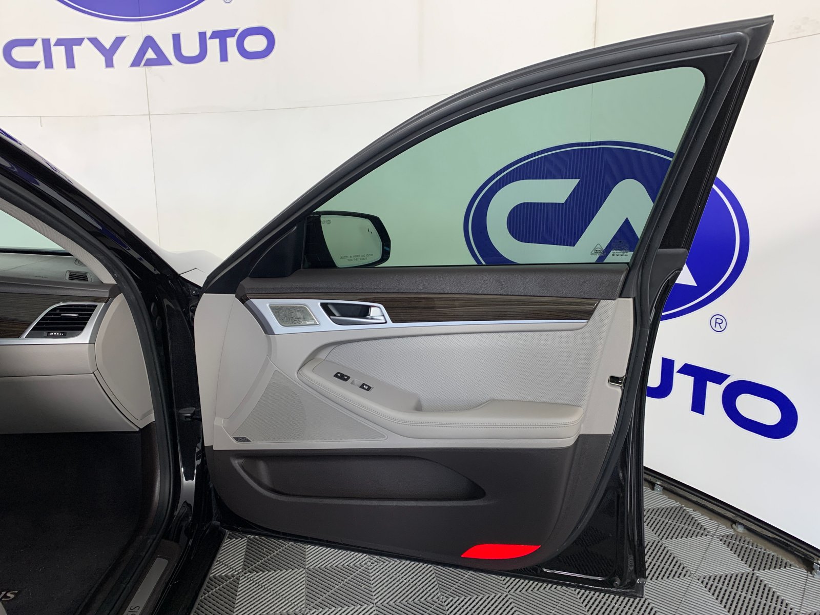 Used 2018 Genesis G80 Sedan