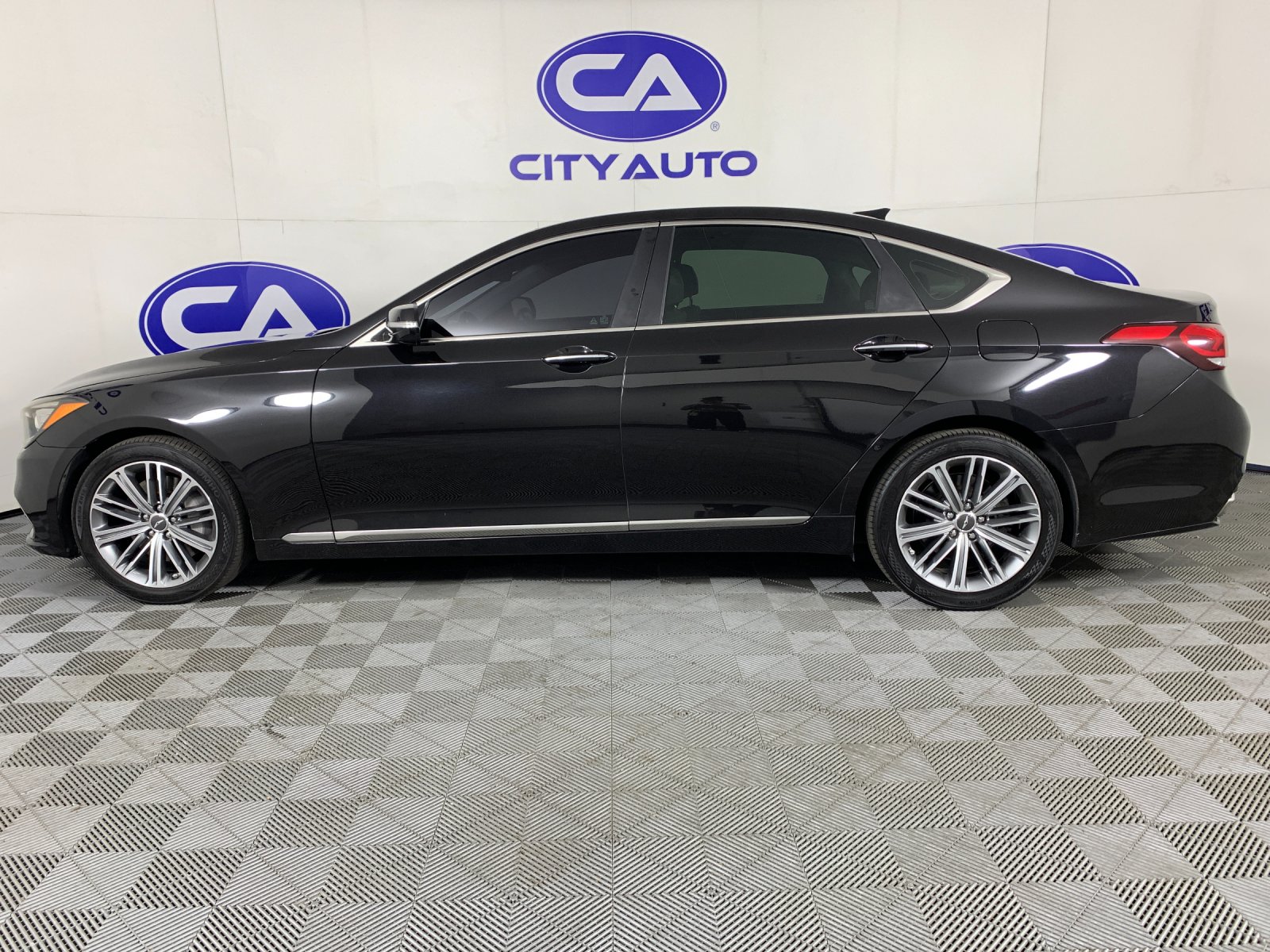 Used 2018 Genesis G80 Sedan