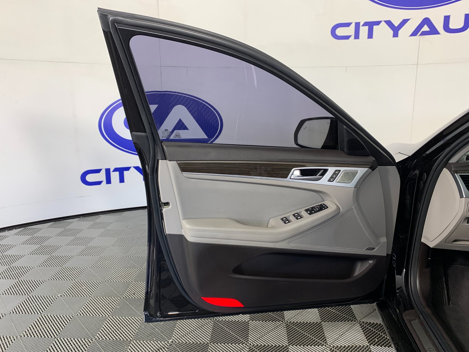 Used 2018 Genesis G80 Sedan