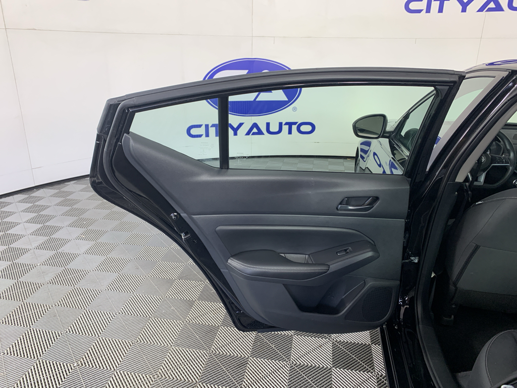 Used 2025 Nissan Altima Sedan