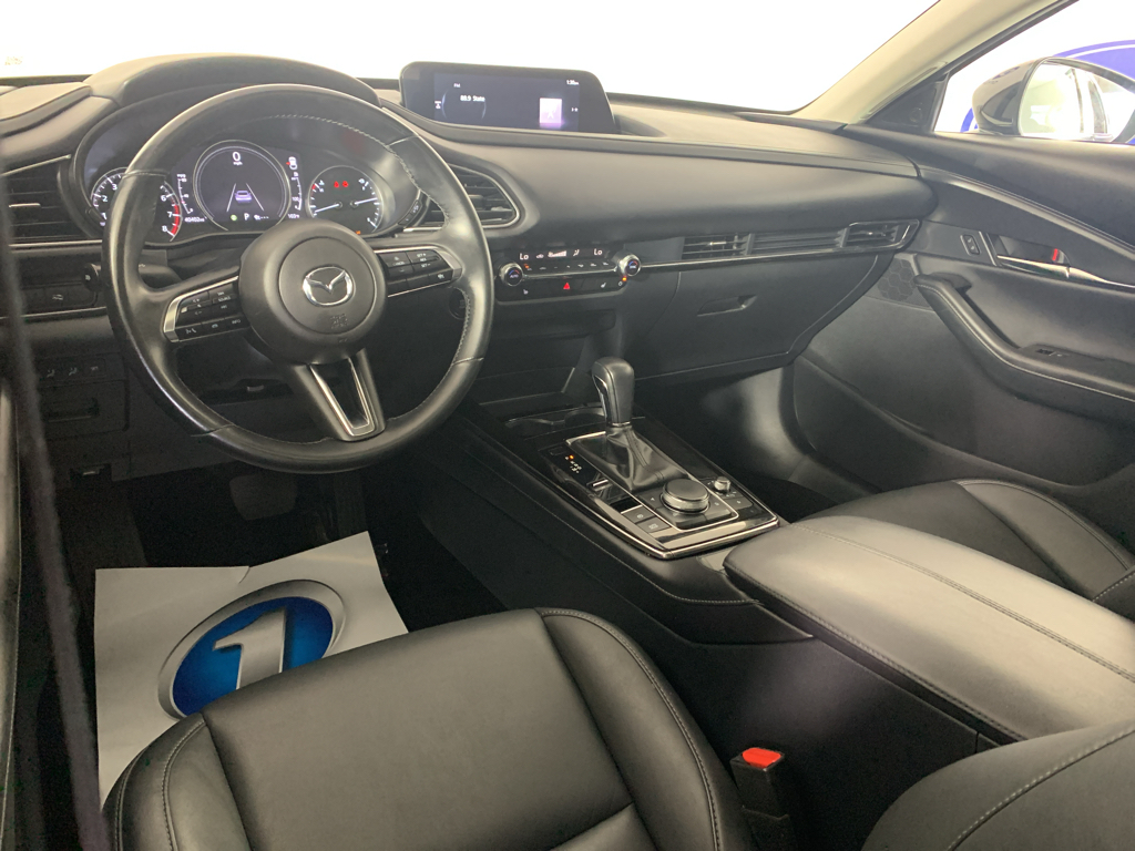Vehicle photo 32