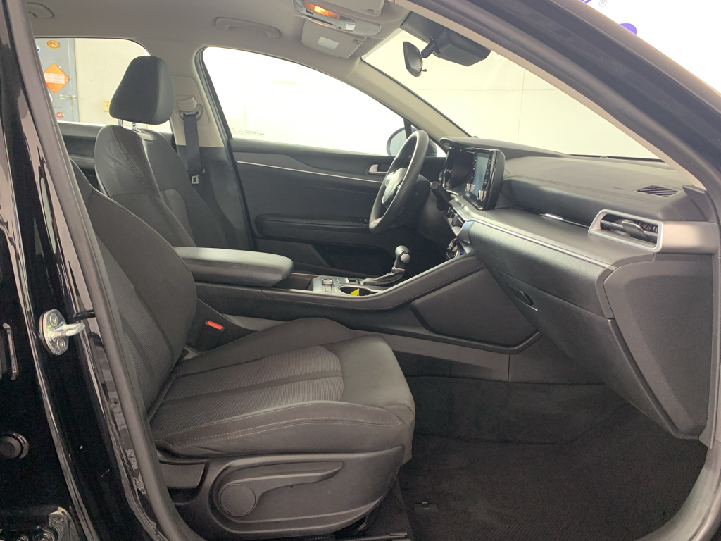 Vehicle photo 36