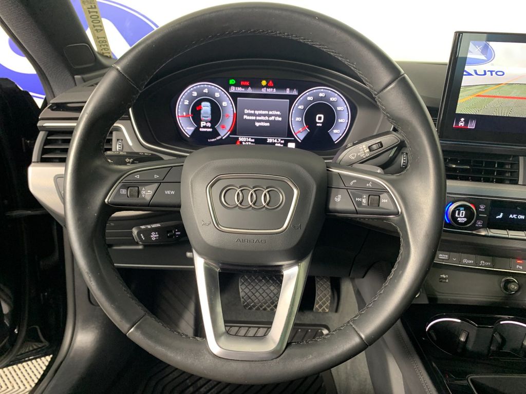 Vehicle photo 21