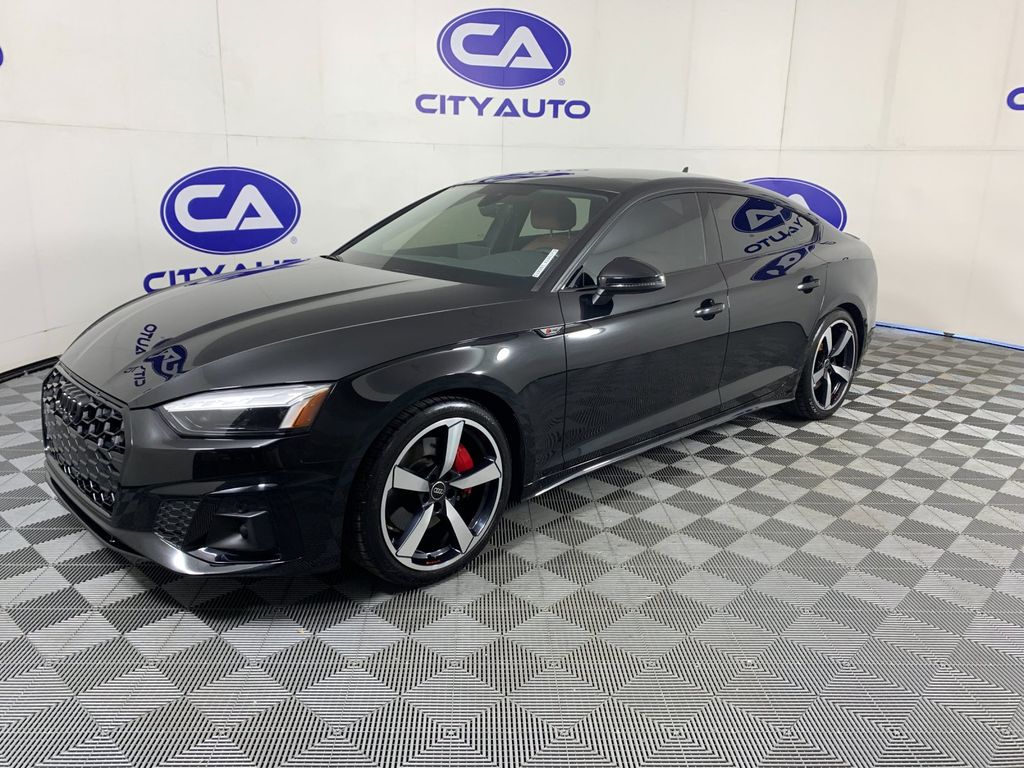 Vehicle photo 7