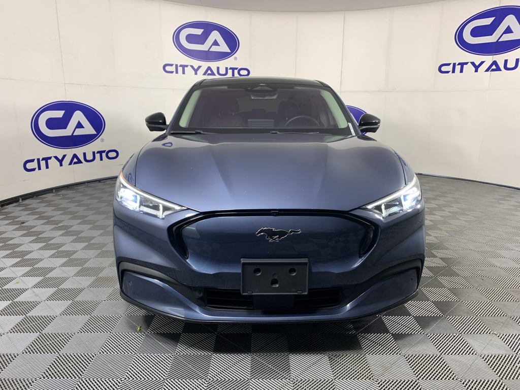 Vehicle photo 9