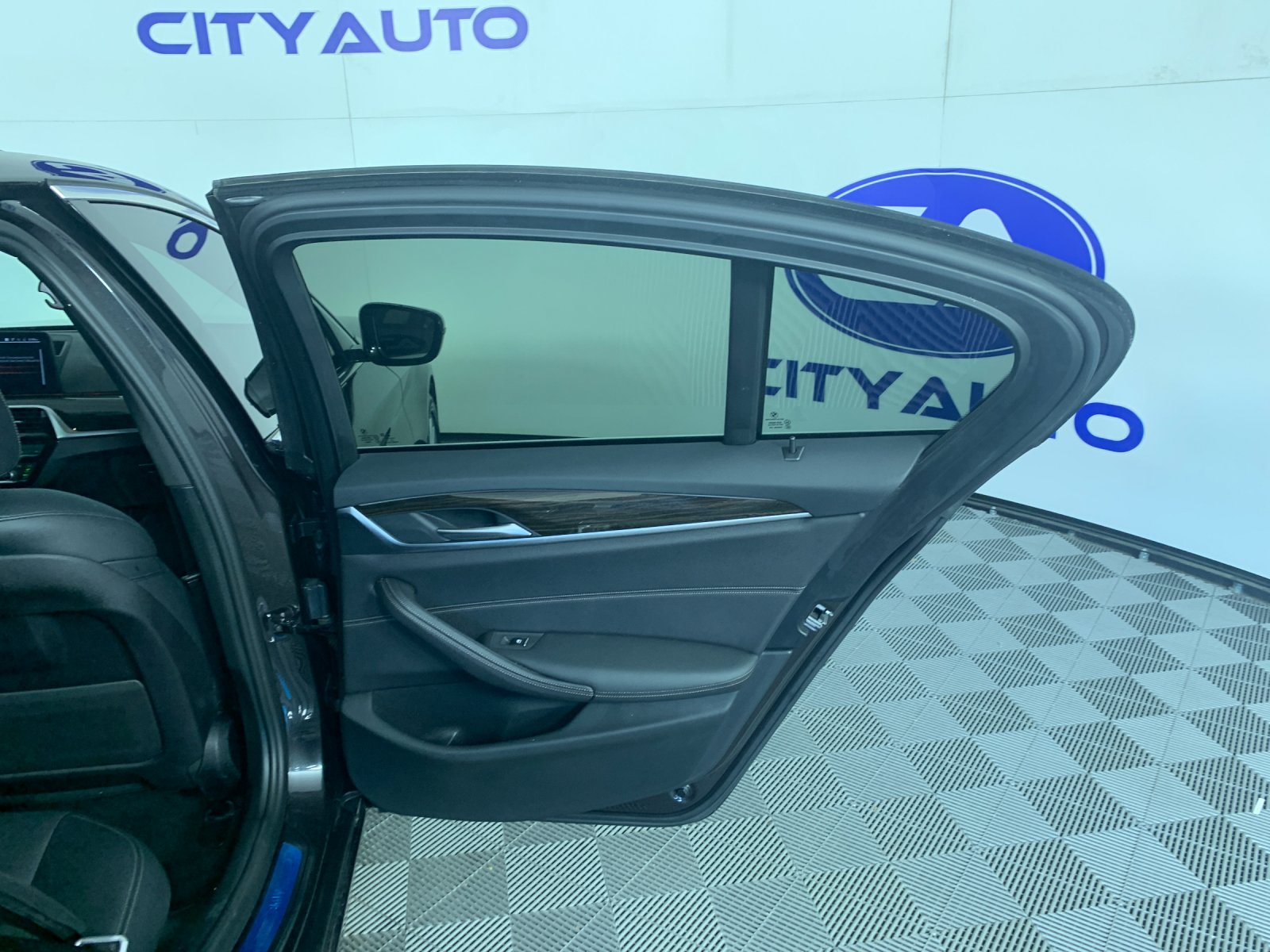 Used 2021 BMW 5 series Sedan