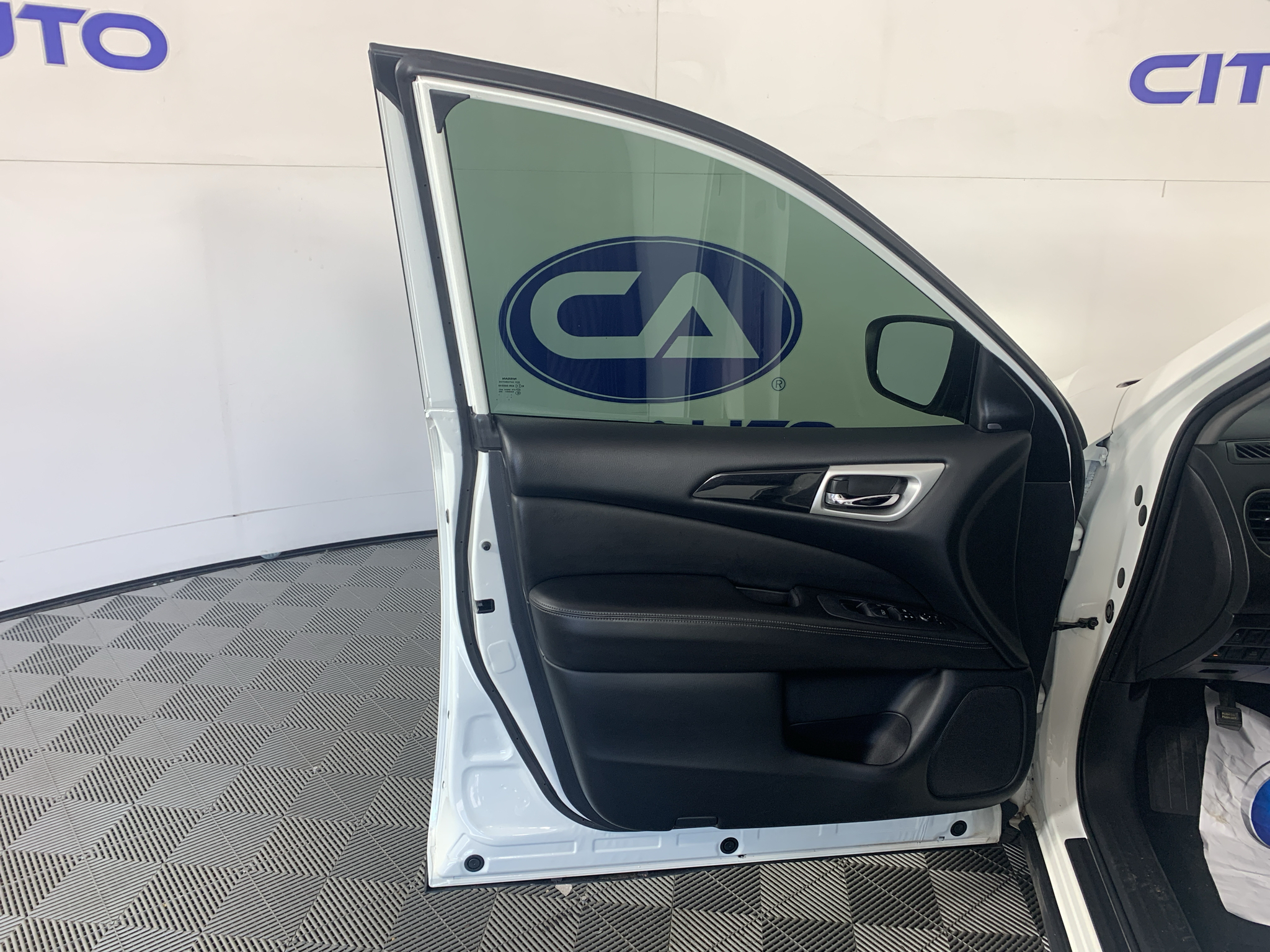 Used 2019 Nissan Pathfinder SUV