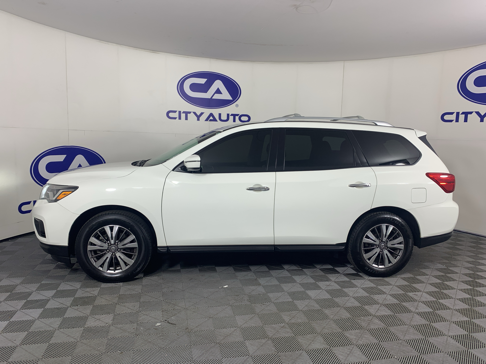 Used 2019 Nissan Pathfinder SUV