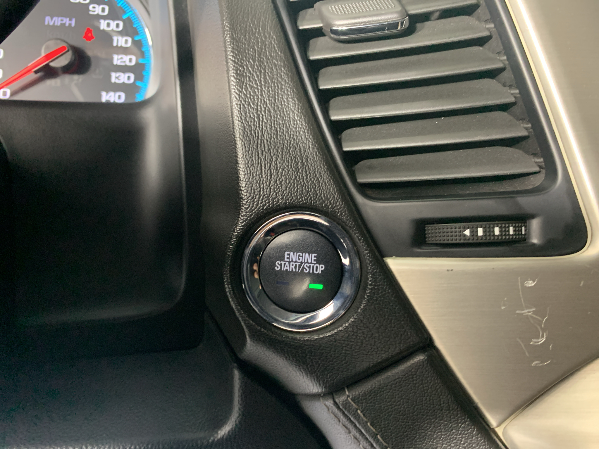 Used 2020 GMC Yukon XL 1500 SUV