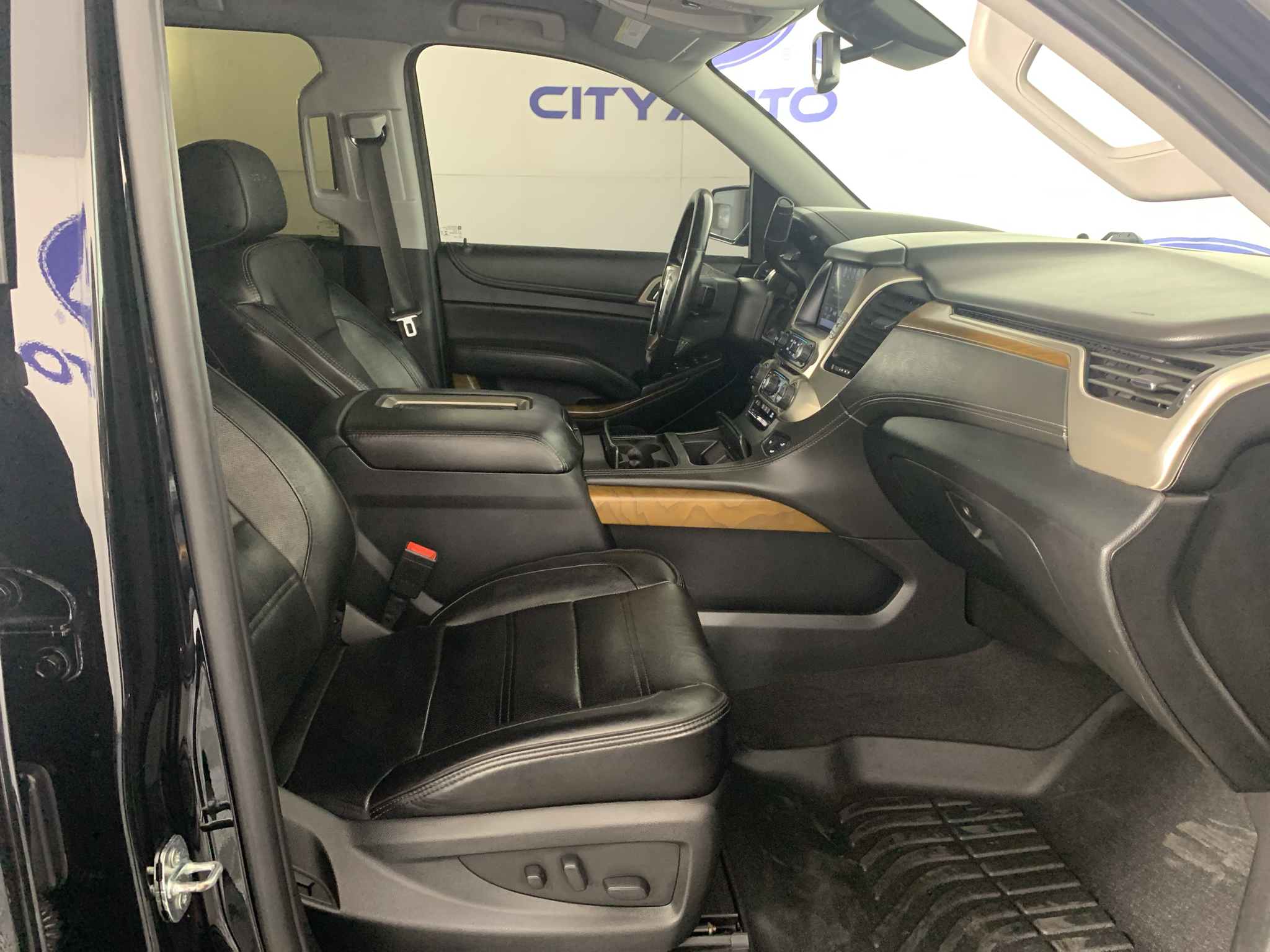 Used 2020 GMC Yukon XL 1500 SUV