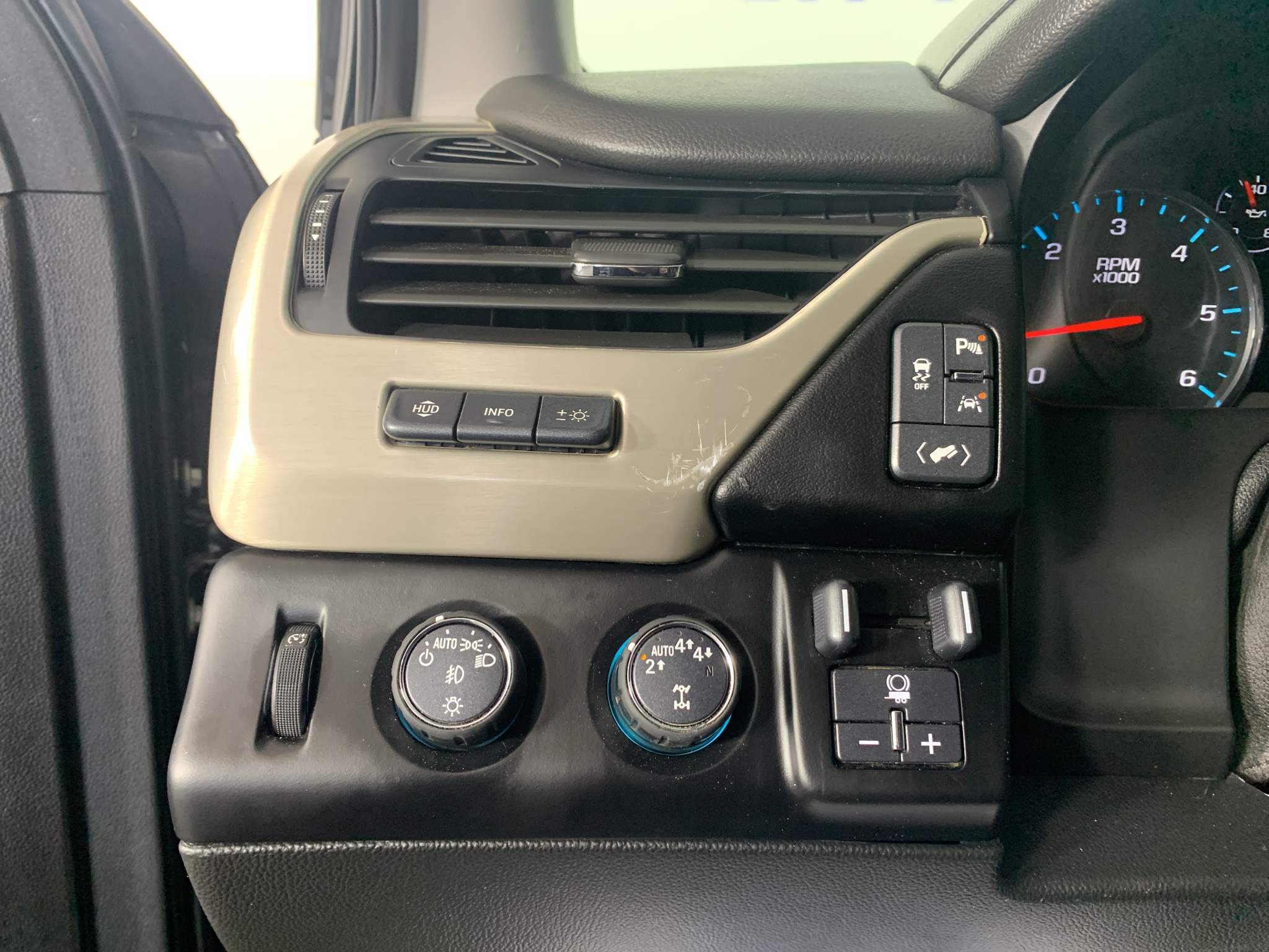 Used 2020 GMC Yukon XL 1500 SUV