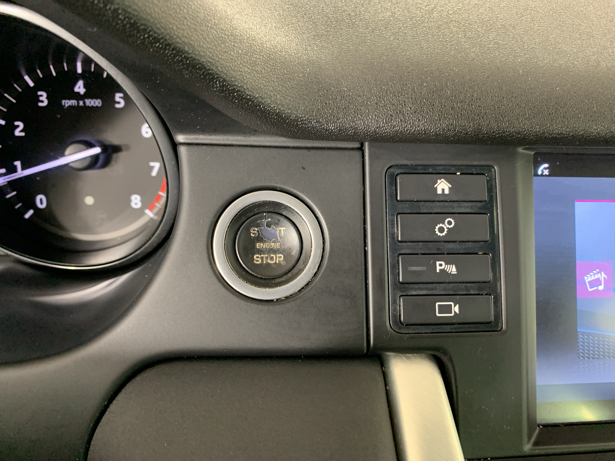 Used 2017 Land rover Discovery Sport SUV