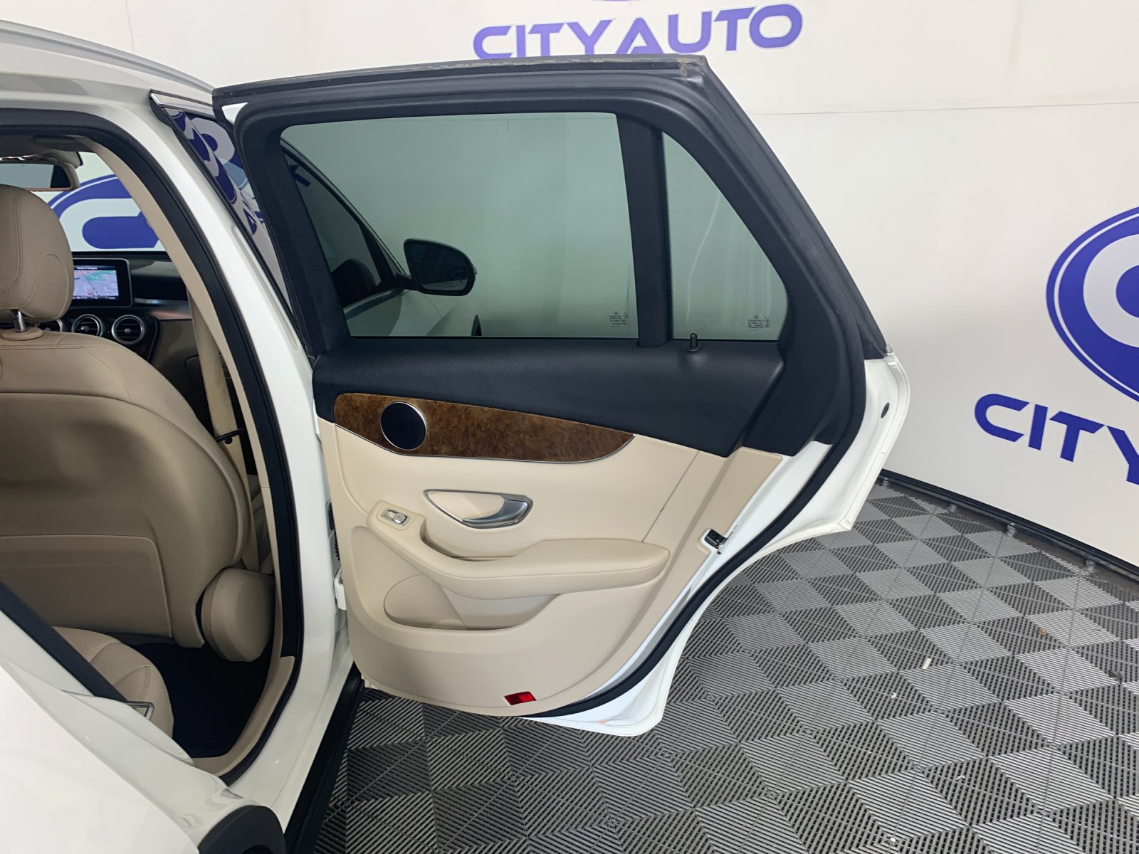 Used 2018 Mercedes-benz GLC SUV
