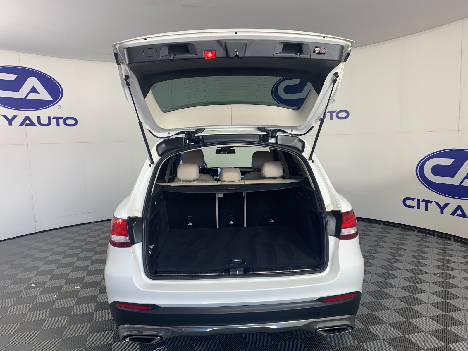 Used 2018 Mercedes-benz GLC SUV