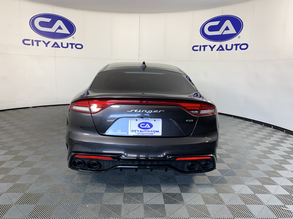 Vehicle photo 4