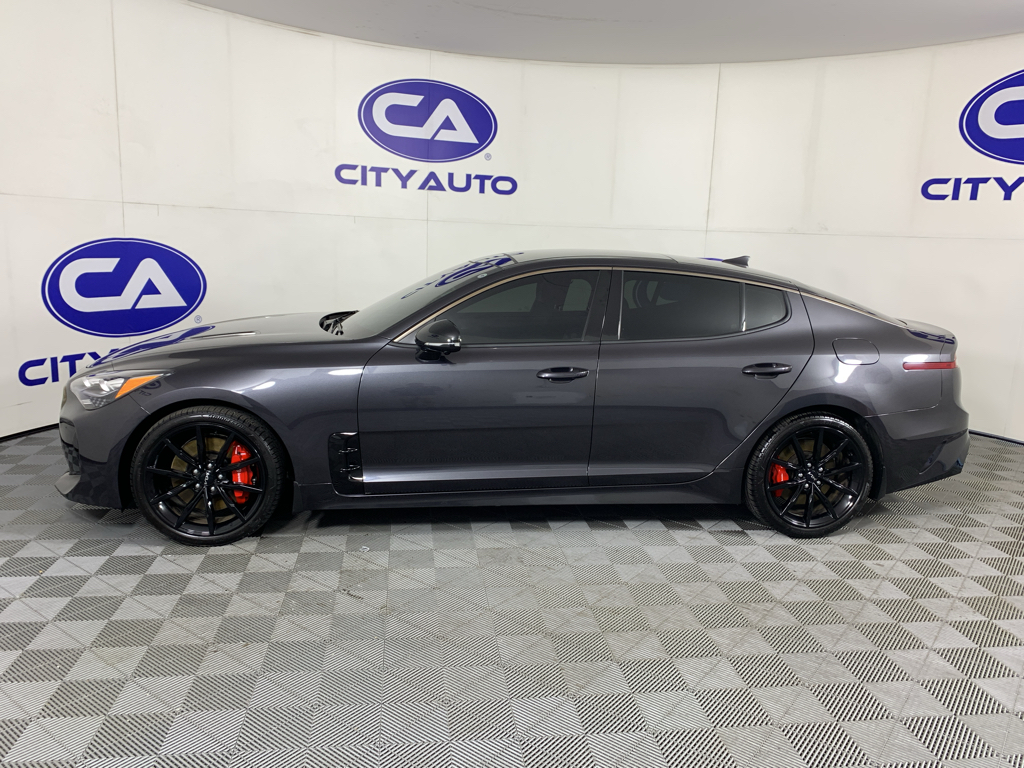 Vehicle photo 6