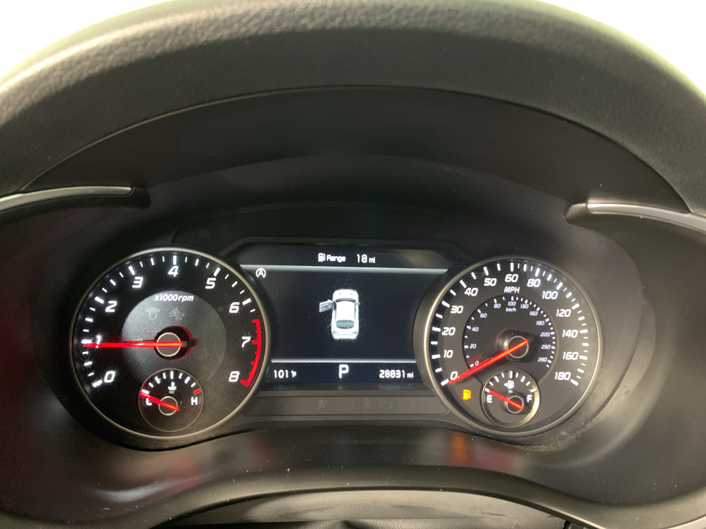 Vehicle photo 22