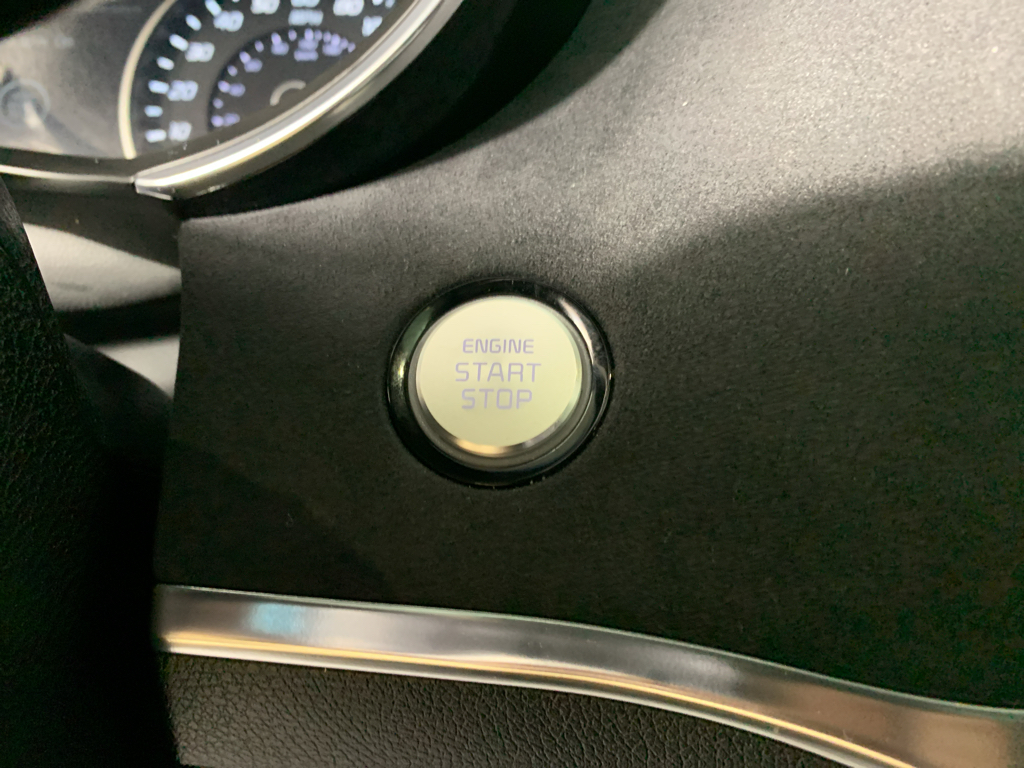 Vehicle photo 17