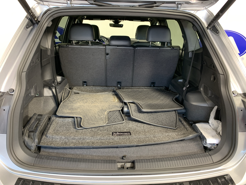 Vehicle photo 33