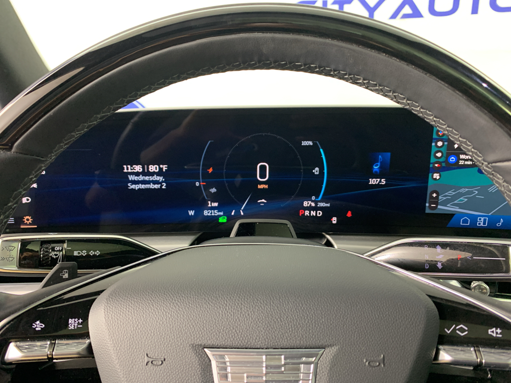 Vehicle photo 22