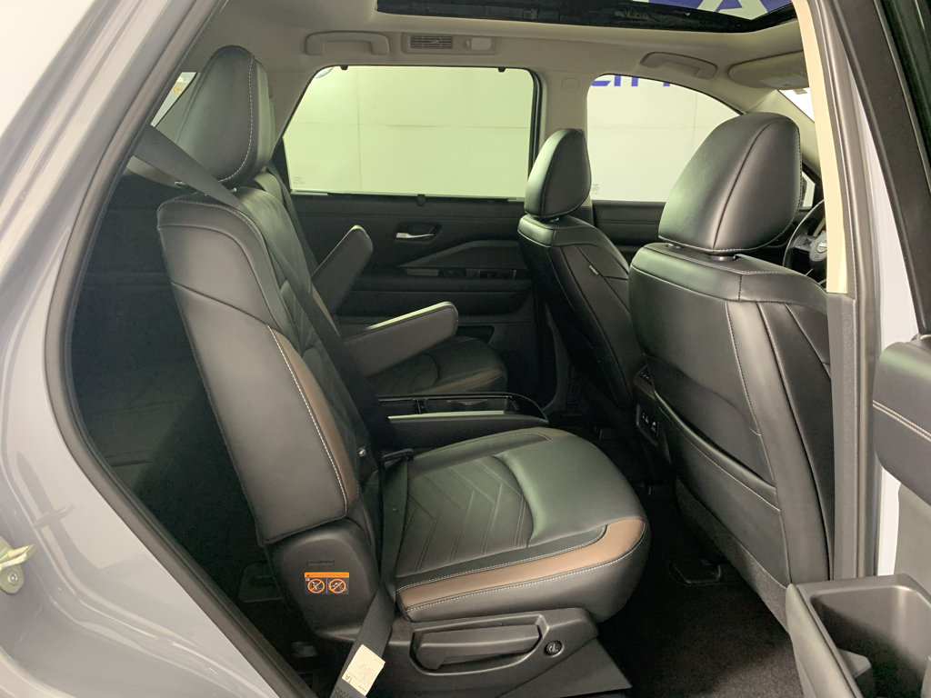 Used 2022 Nissan Pathfinder SUV