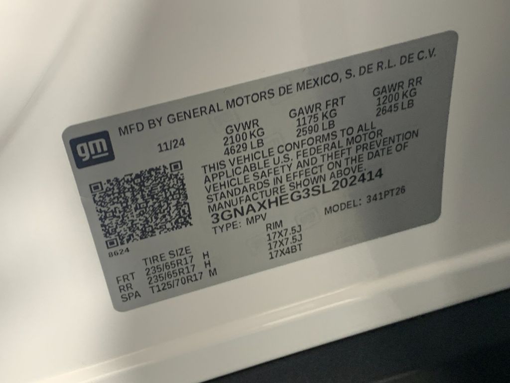 Vehicle photo 12