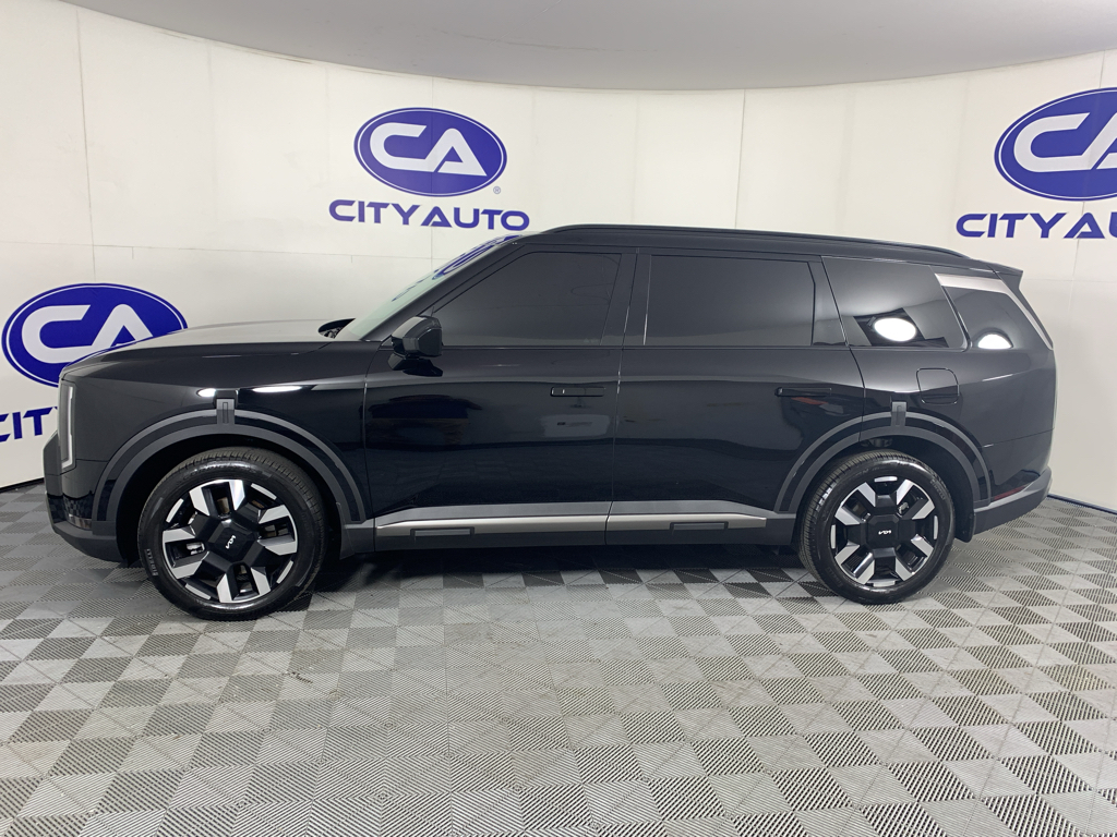 Vehicle photo 6
